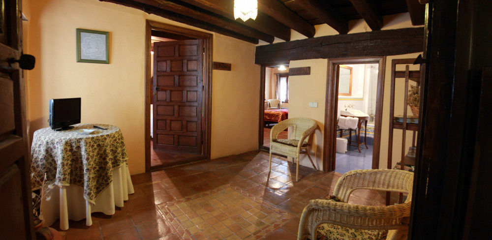 Posada El Canchal Arenas de San Pedro Bagian luar foto
